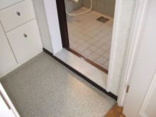 段差の少ない落ち着きのある浴室へ 段差の少ない落ち着きのある浴室へ